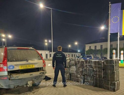 Peste 300.000 de ţigarete de contrabandă descoperite într-un autovehicul de către poliţiştii de frontieră