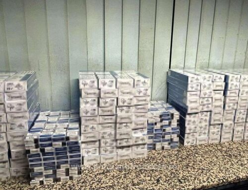 Peste 115.000 de țigarete și 4 kg de tutun pentru narghilea ascunse în bagaje, descoperite pe Aeroportul Otopeni